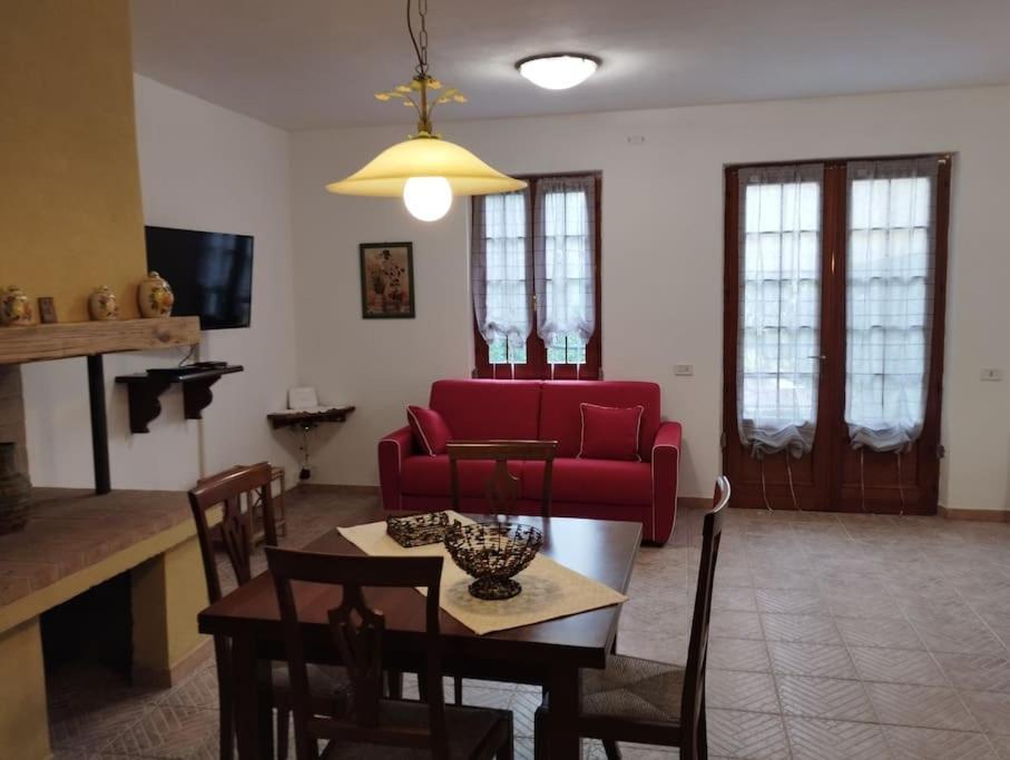 Villa Degli Ulivi Tivegna Bagian luar foto