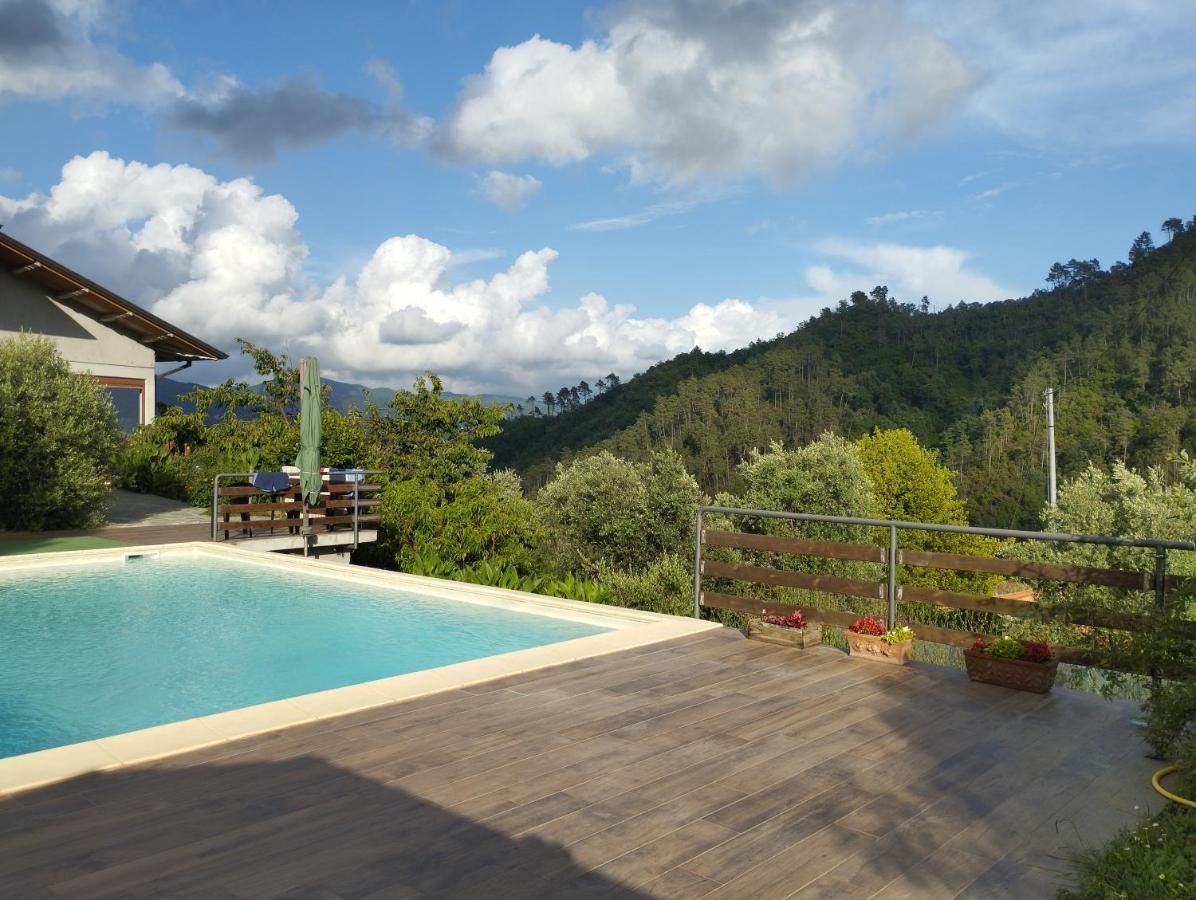 Villa Degli Ulivi Tivegna Bagian luar foto